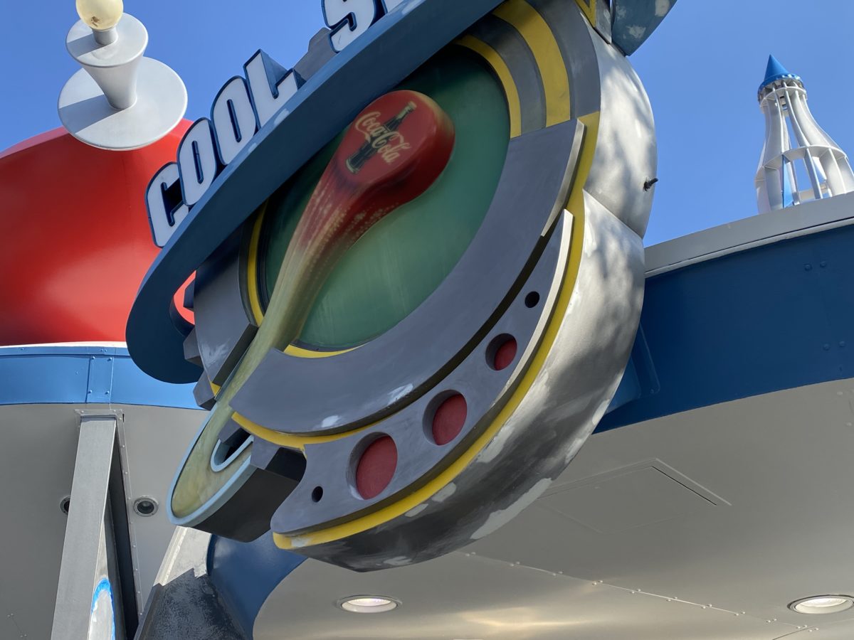 cool-ship-patching-sign-magic-kingdom-05042021