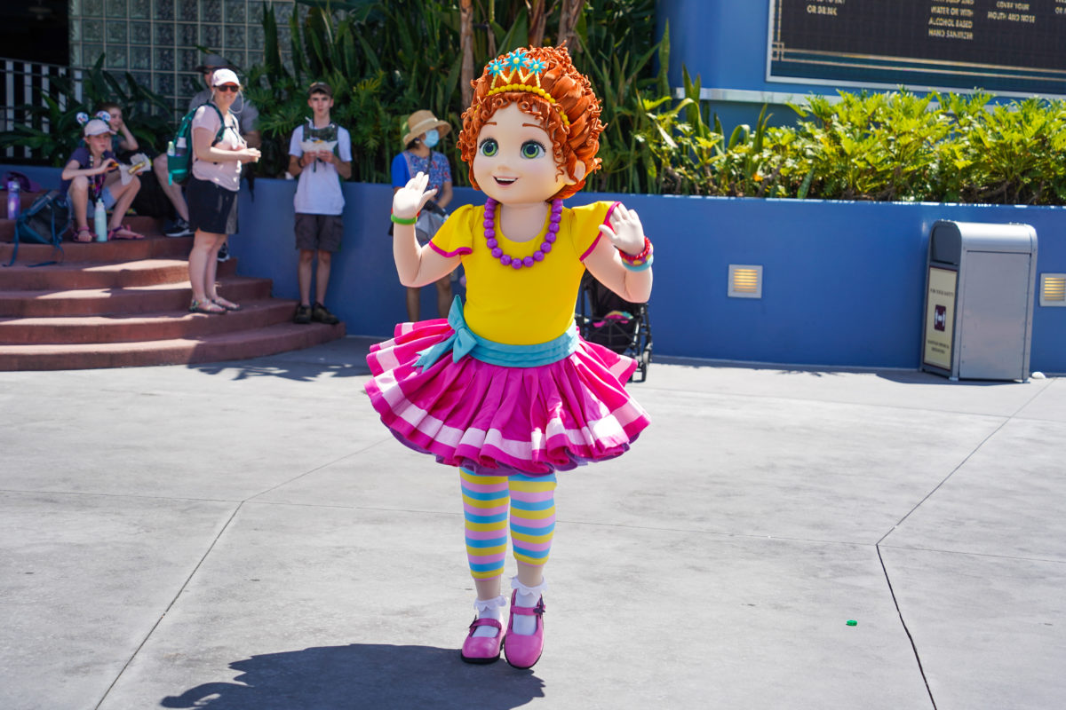 disney-junior-motorcade-5-23-21-2-4592830