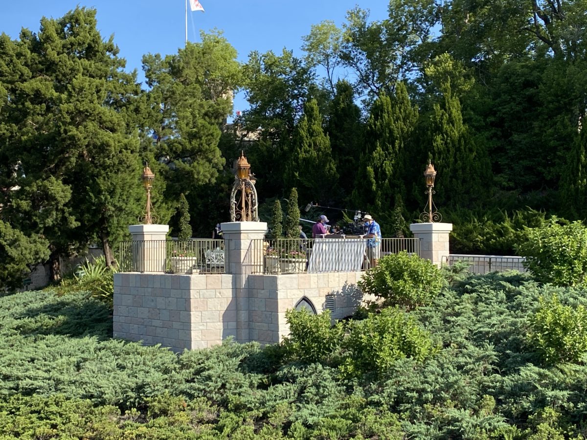 filming-cinderella-wishing-well-magic-kingdom-05042021