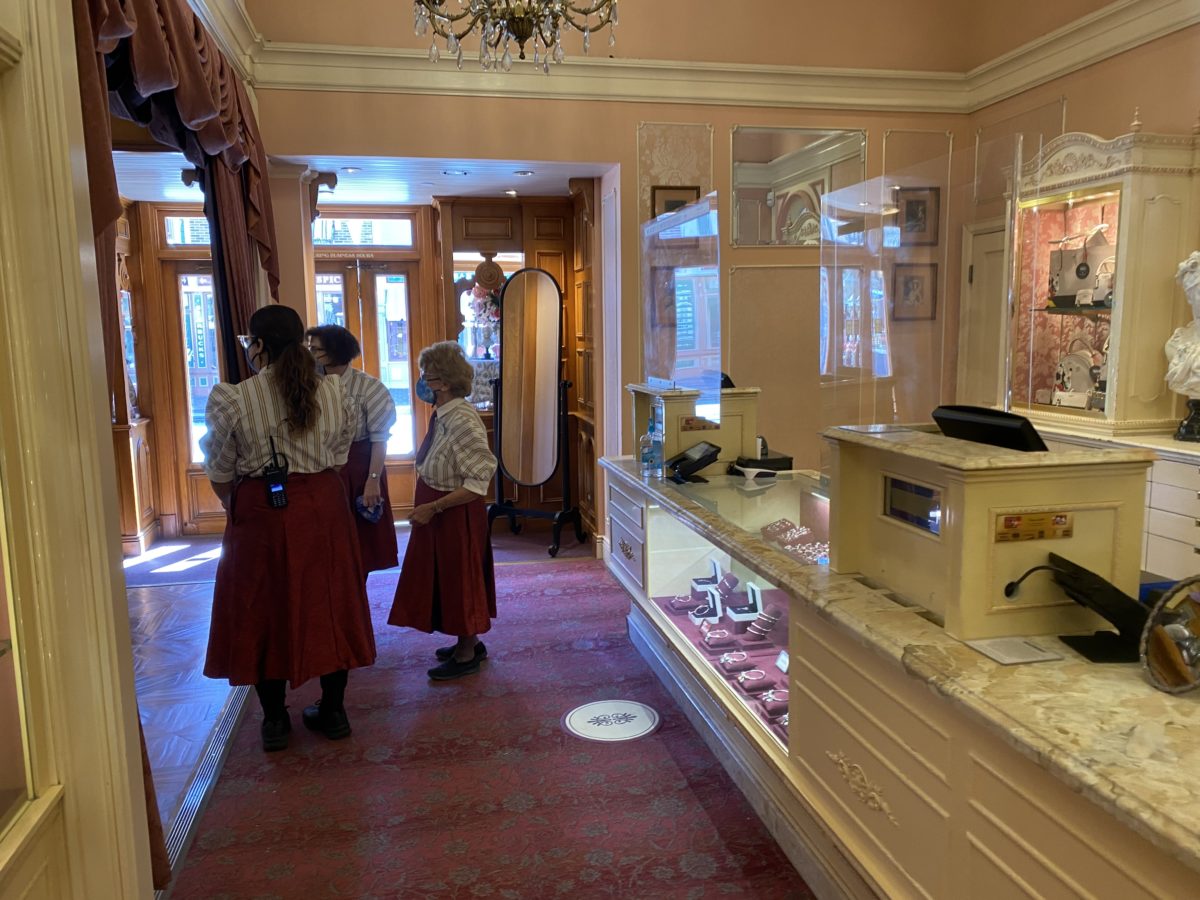 Stores of Main Street U.S.A. DL Reopening