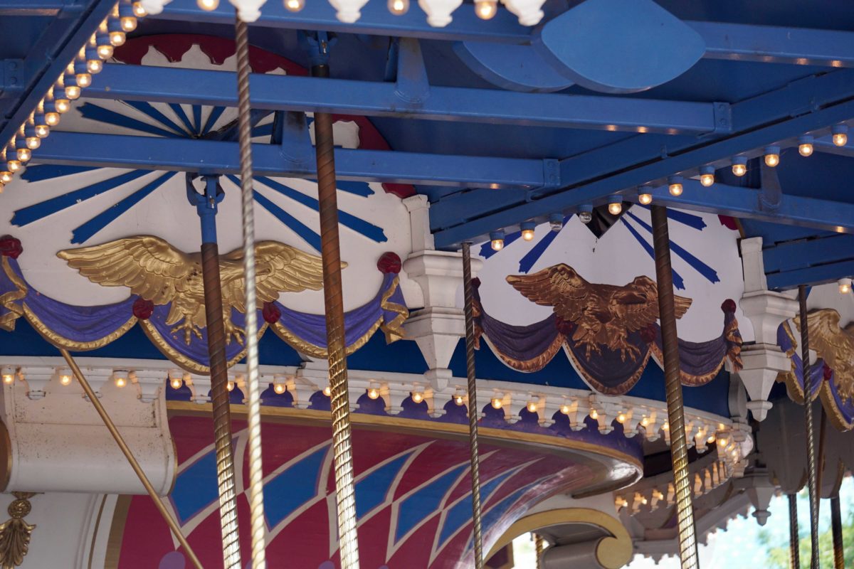 magic-kingdom-prince-charming-regal-carrousel-repainting-eagles-removed-11-1819905