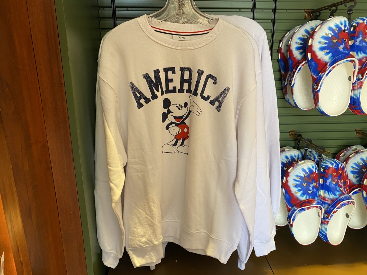 mickey-mouse-america-white-sweatshirt-magic-kingdom-05192021