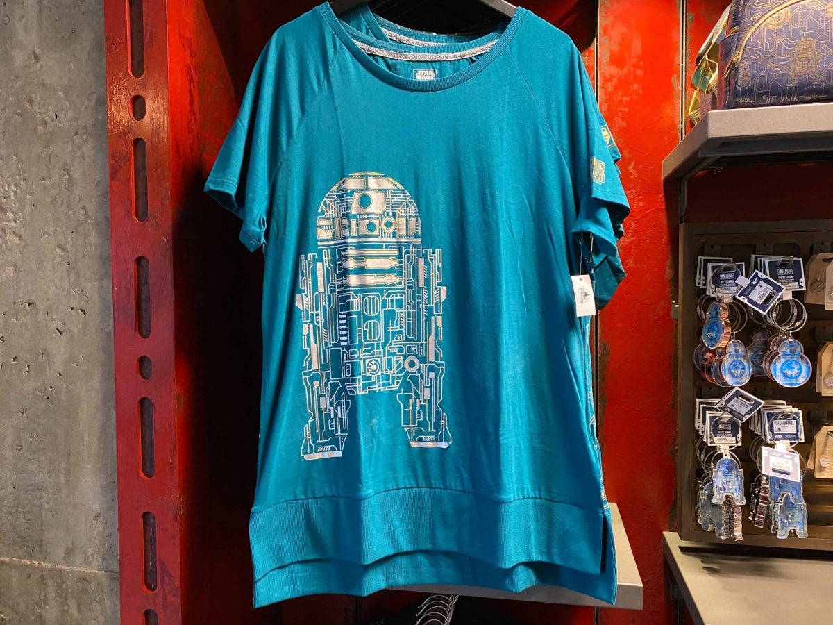 star-wars-galaxys-edge-droid-depot-apparel-collection-13-4602667
