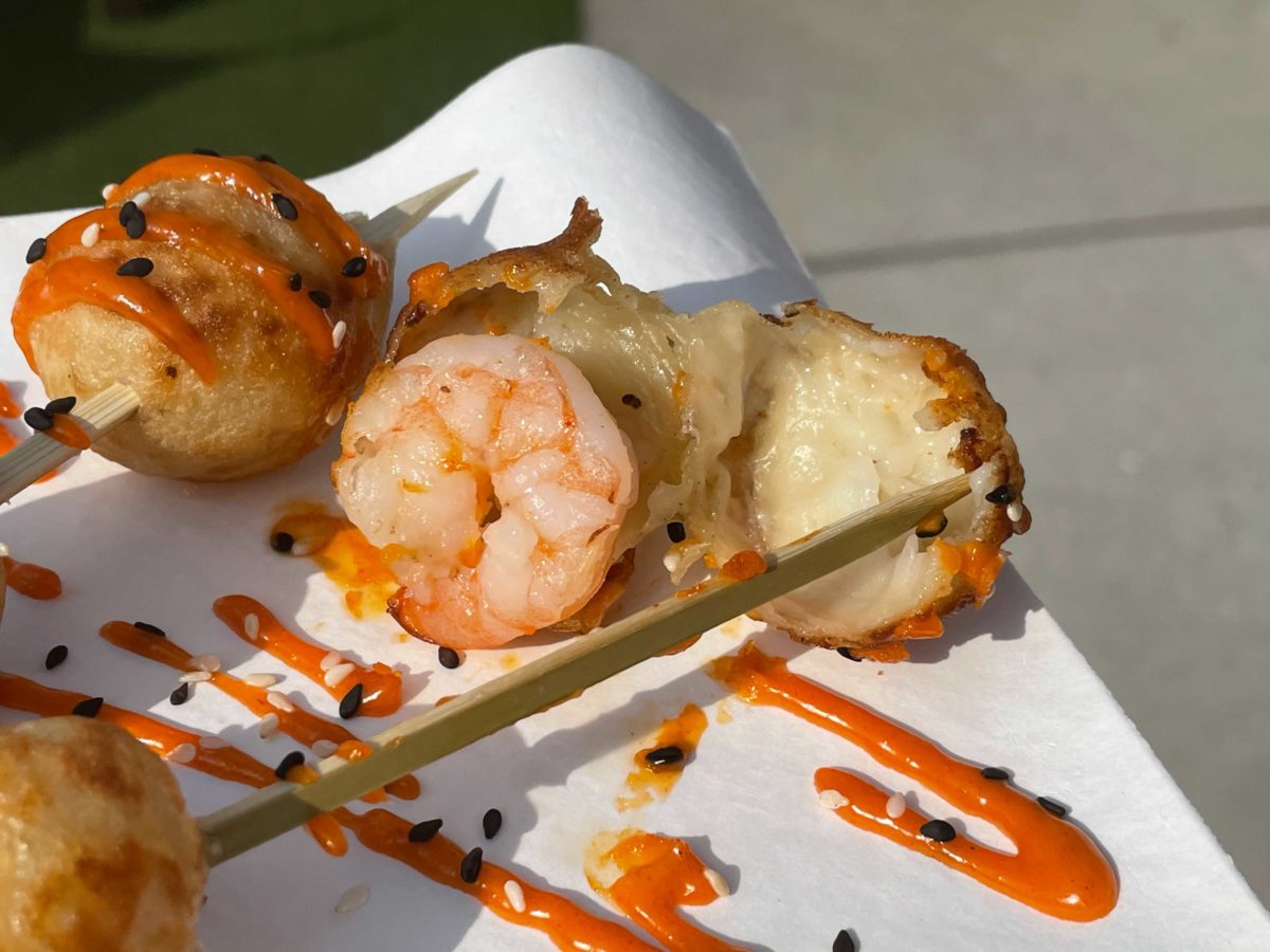 universal-studios-florida-tokyo-summer-olympics-big-booth-takoyaki-shrimp-puff-13-1959030