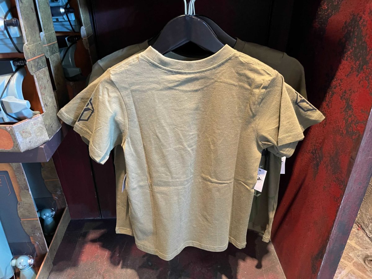 A youth Boba Fett t-shirt found in Galaxy's Edge at Disneyland Resort.