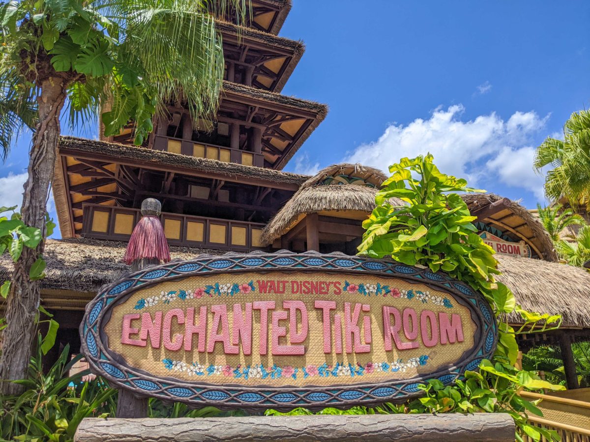 enchanted-tiki-room-no-physical-distancing-11-2744520