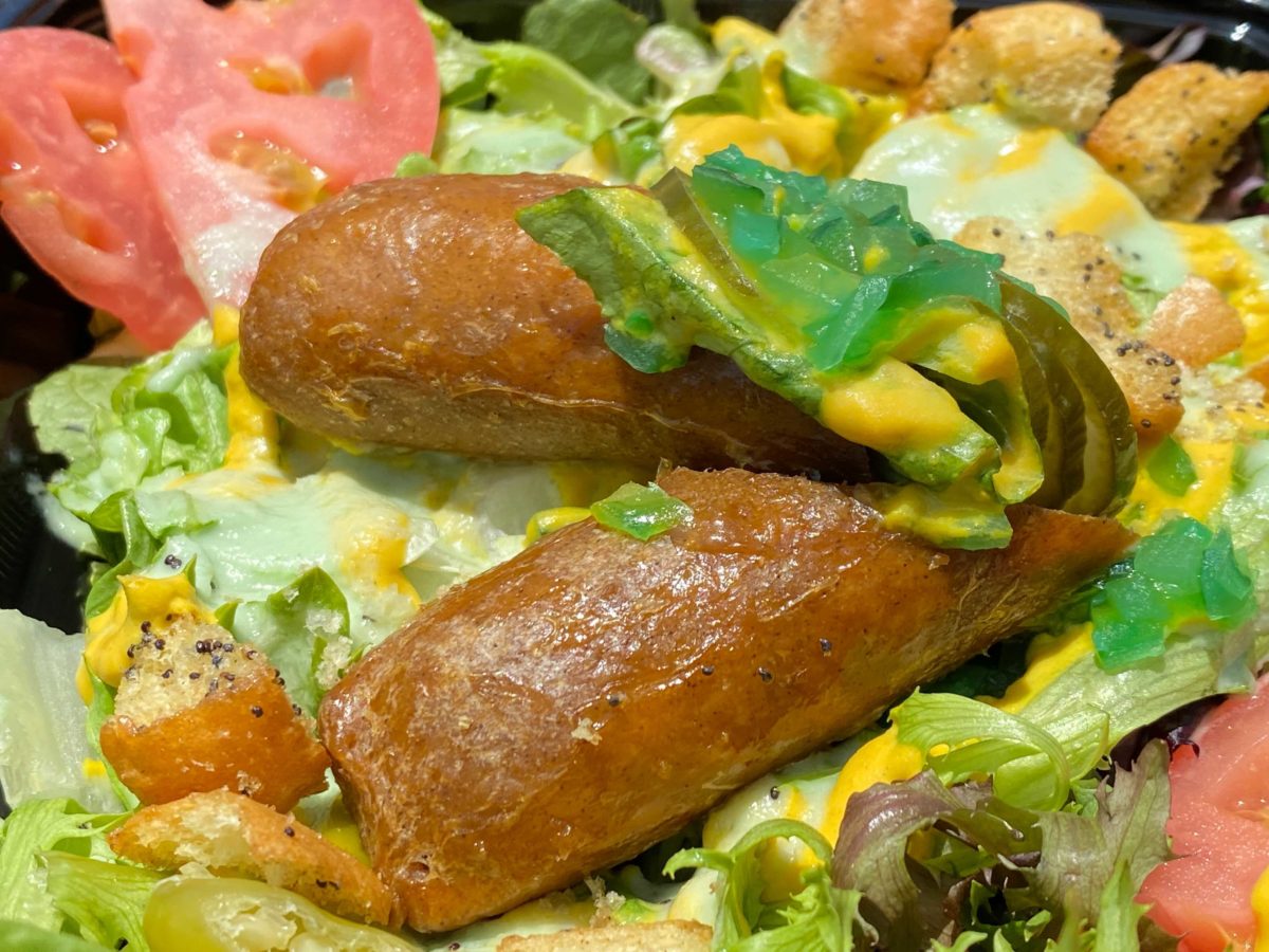 fairfax-fare-hot-dog-salad-8