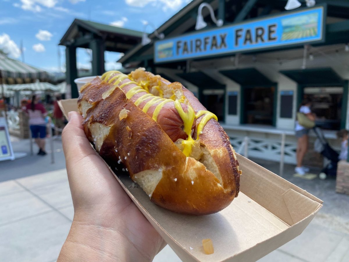 fairfax-fare-pretzel-dog-0