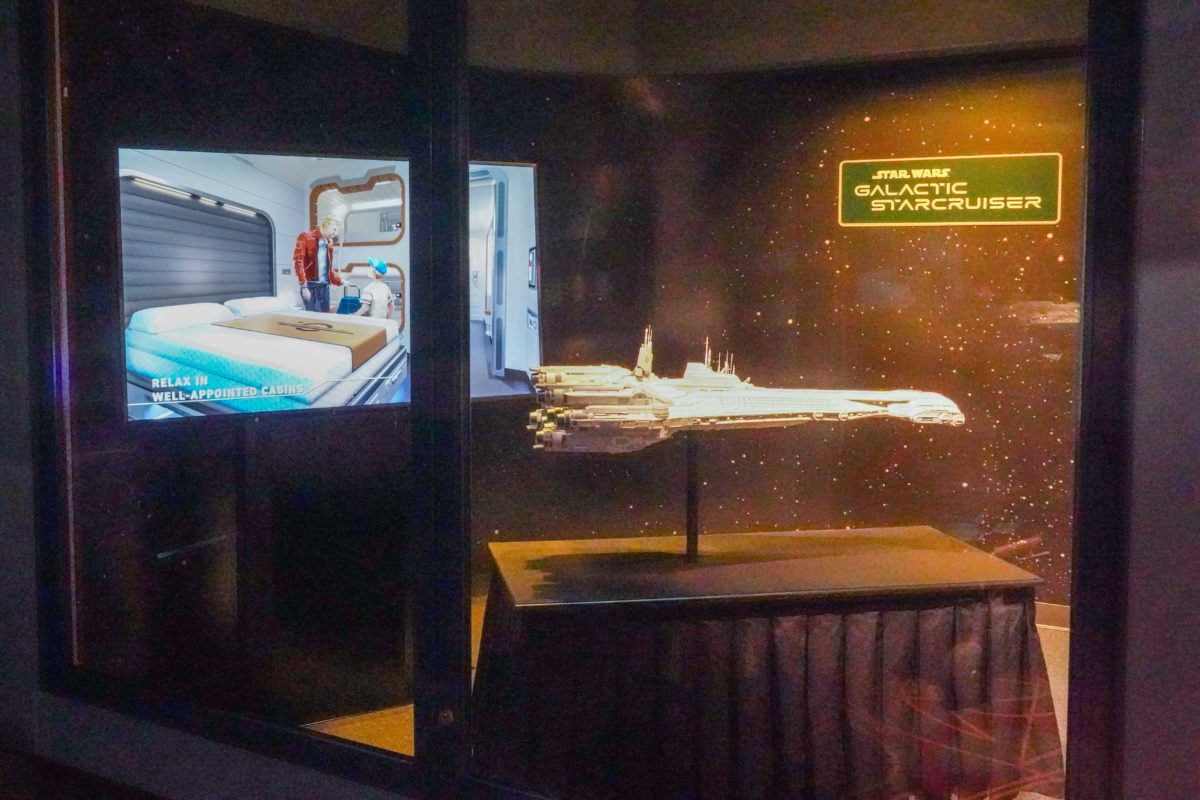 galactic-starcruiser-model22