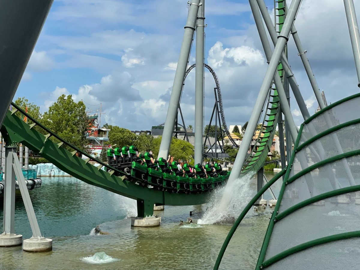 incredible-hulk-coaster-2