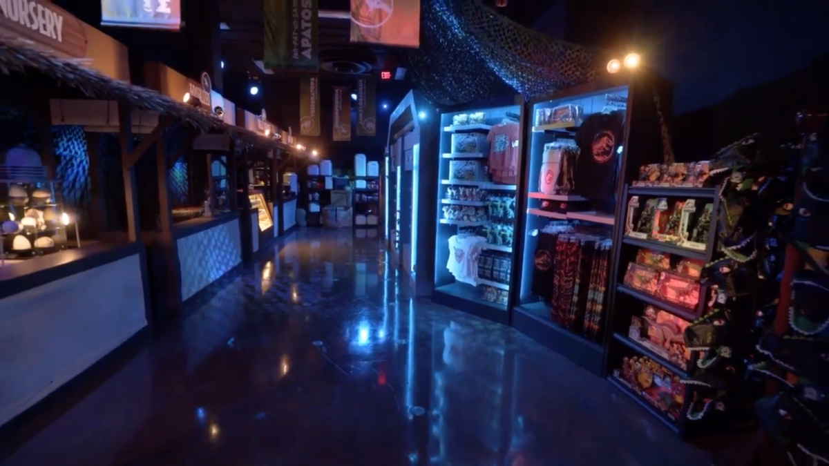 jurassic-world-tribute-store-4-2