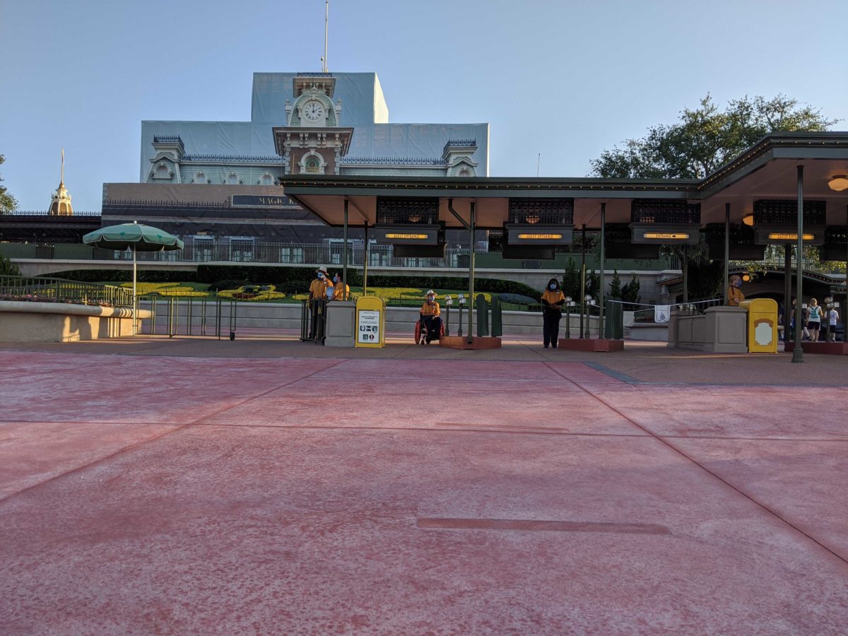 magic-kingdom-entrance-physical-distancing-markers-removed-5-2406322