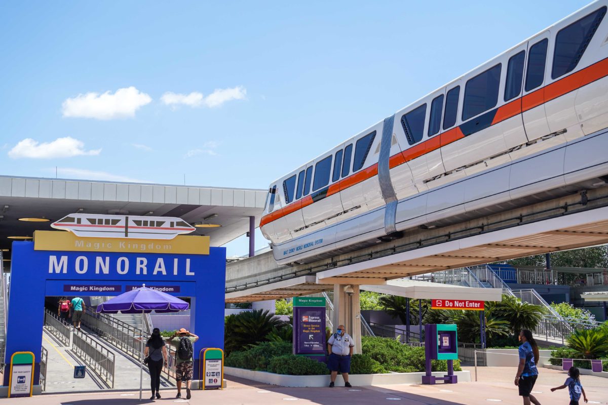 monorail-orange-2-1040437