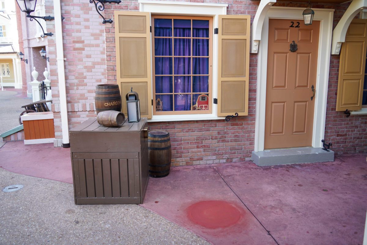 sorcerers-of-the-magic-kingdom-plaque-removal5