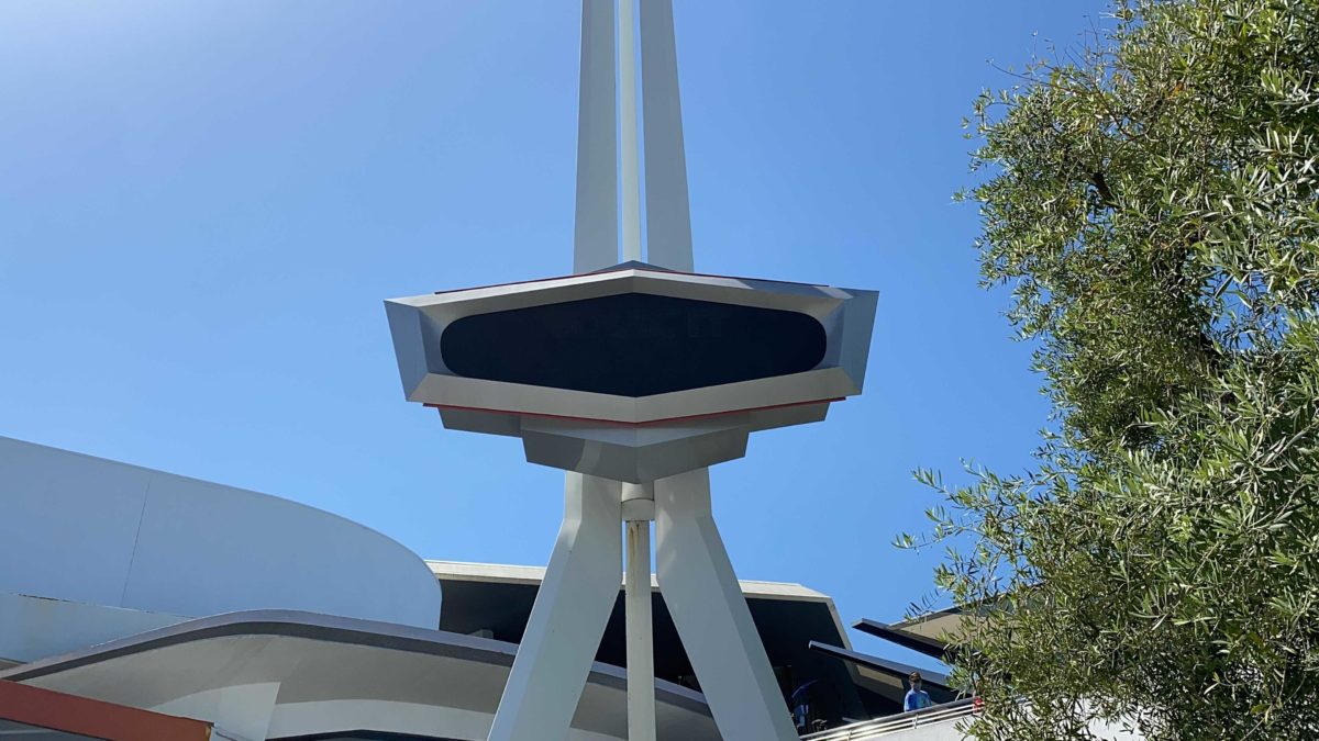 space-mountain-reopens-1