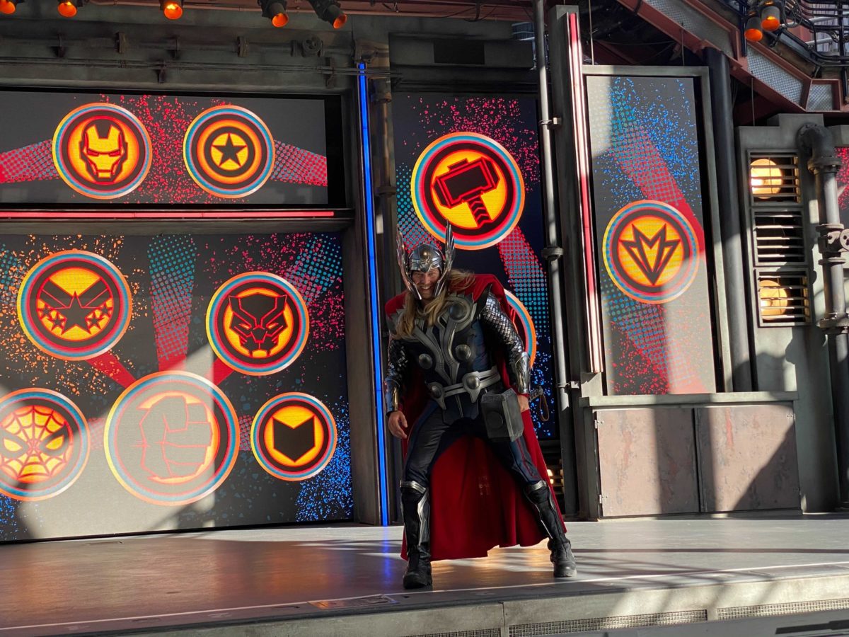 thor-hollywood-land-distanced-meet-and-greet