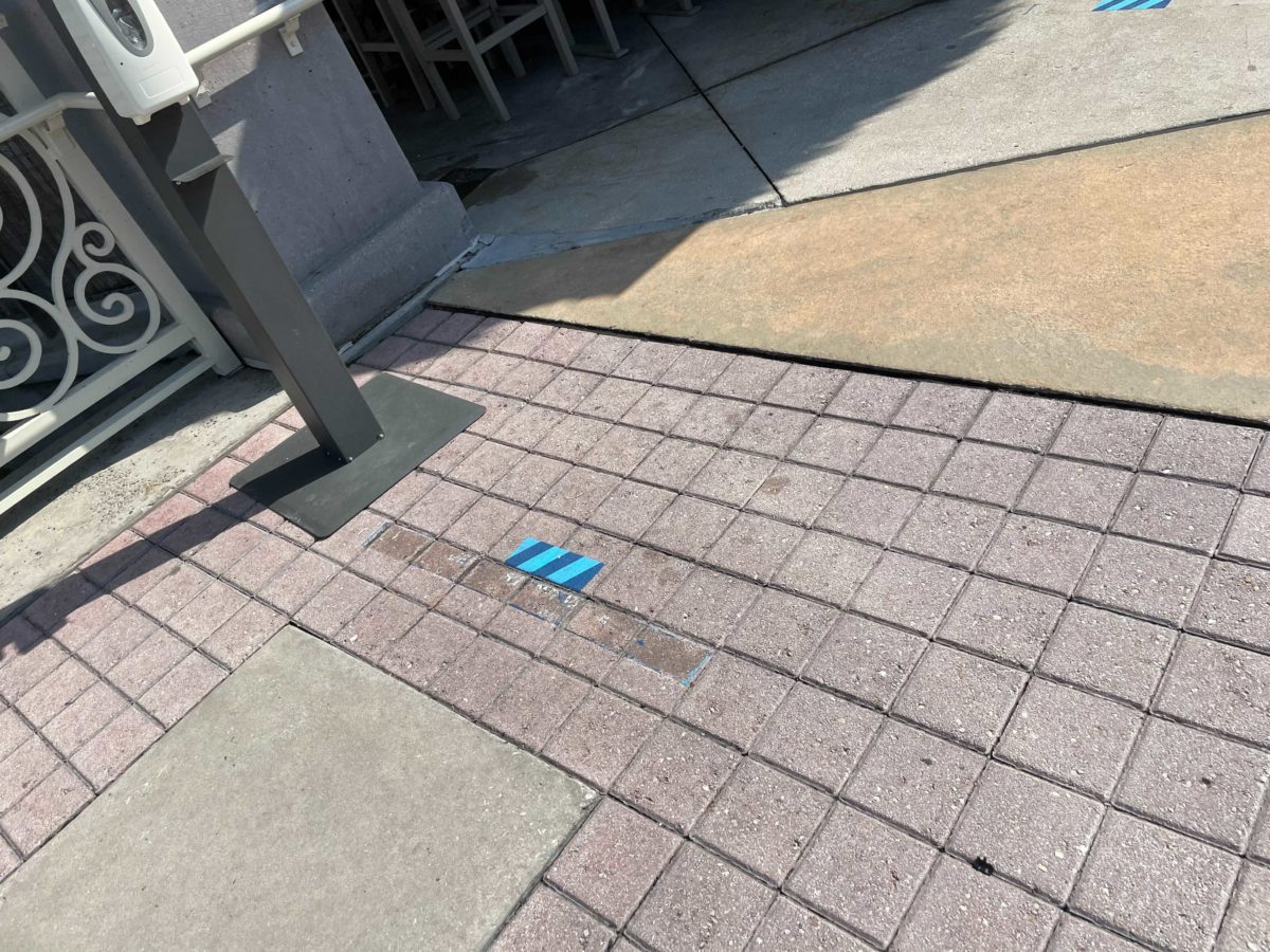 universal-orlando-resort-temperature-check-markers-removed-6-2-2