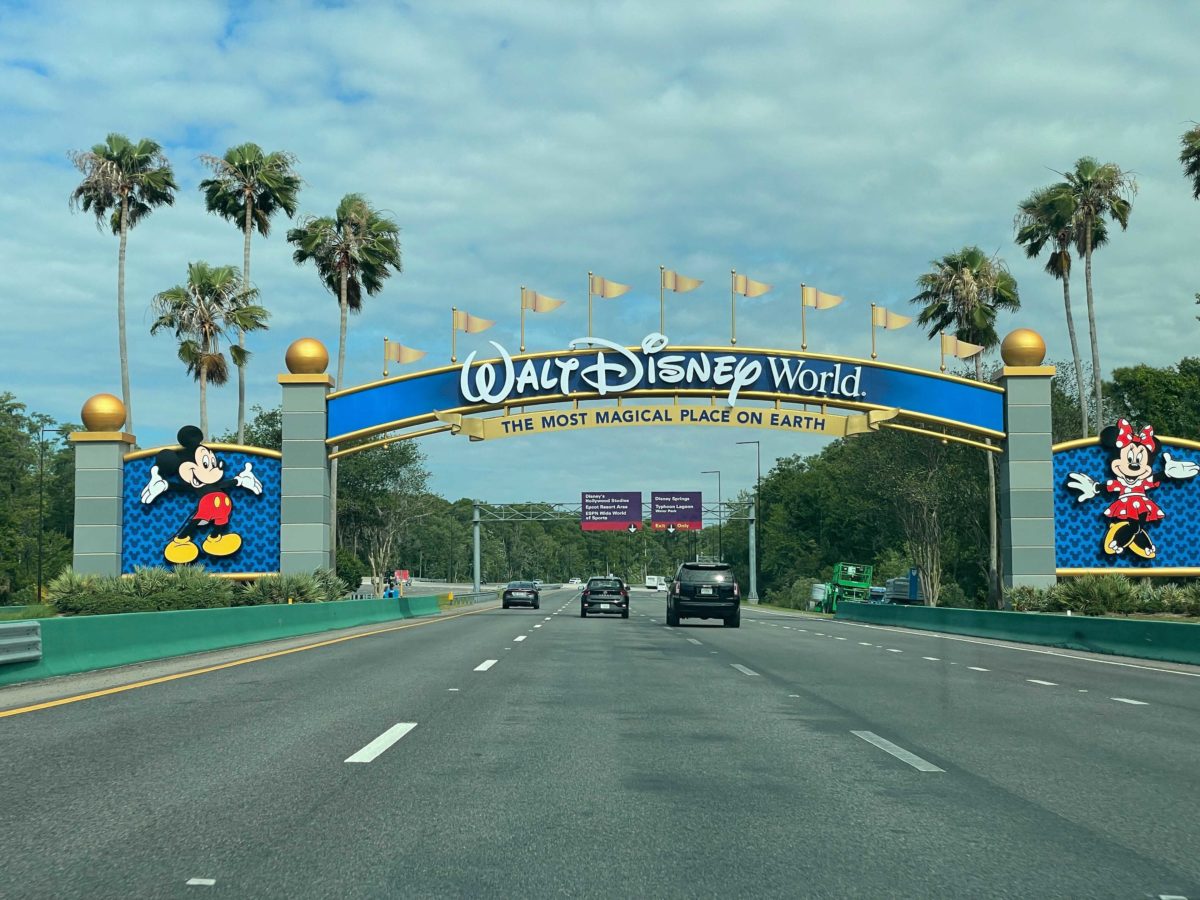 world-drive-entrance-complete-1