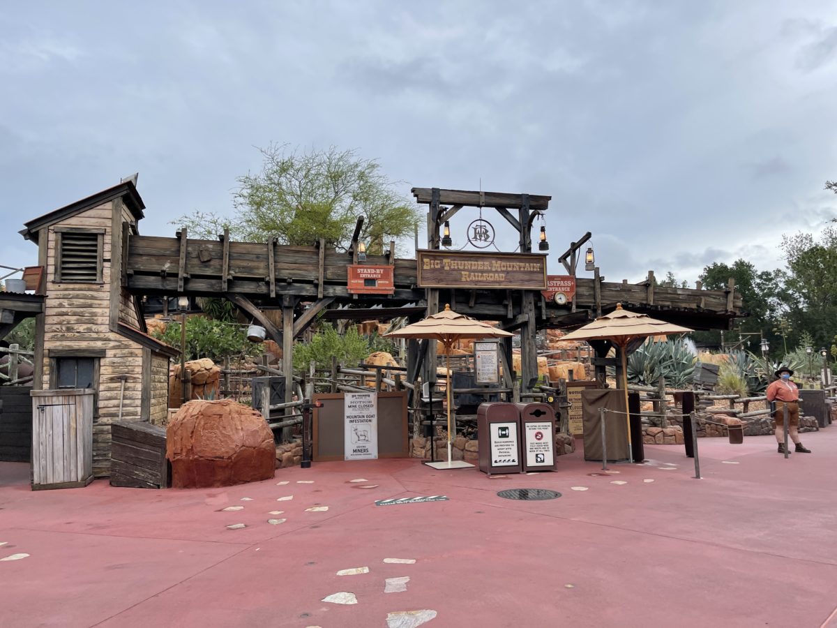 big-thunder-mountain-railroad-closed-refurbishment-magic-kingdom-06072021