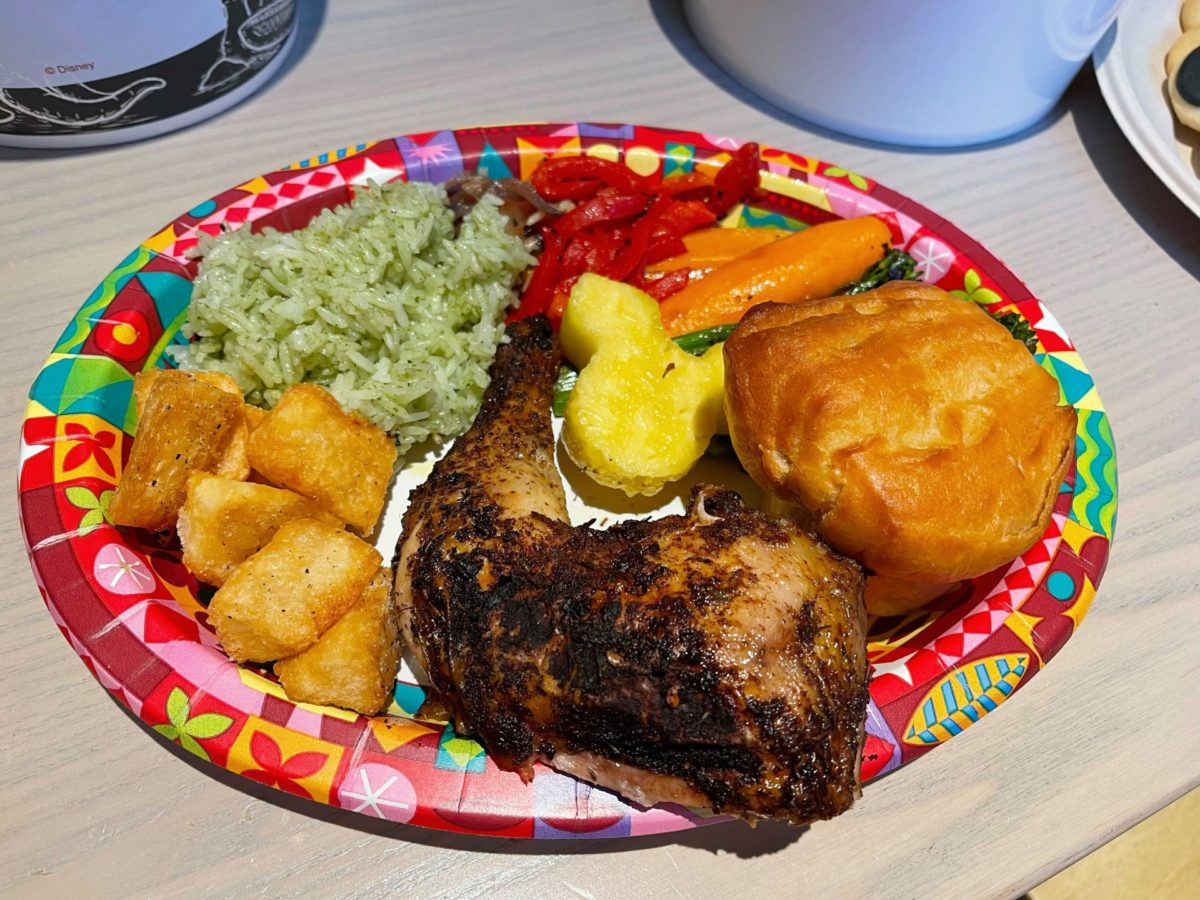 disneys-caribbean-beach-resort-disney-family-night-dinner-63-1-1151290