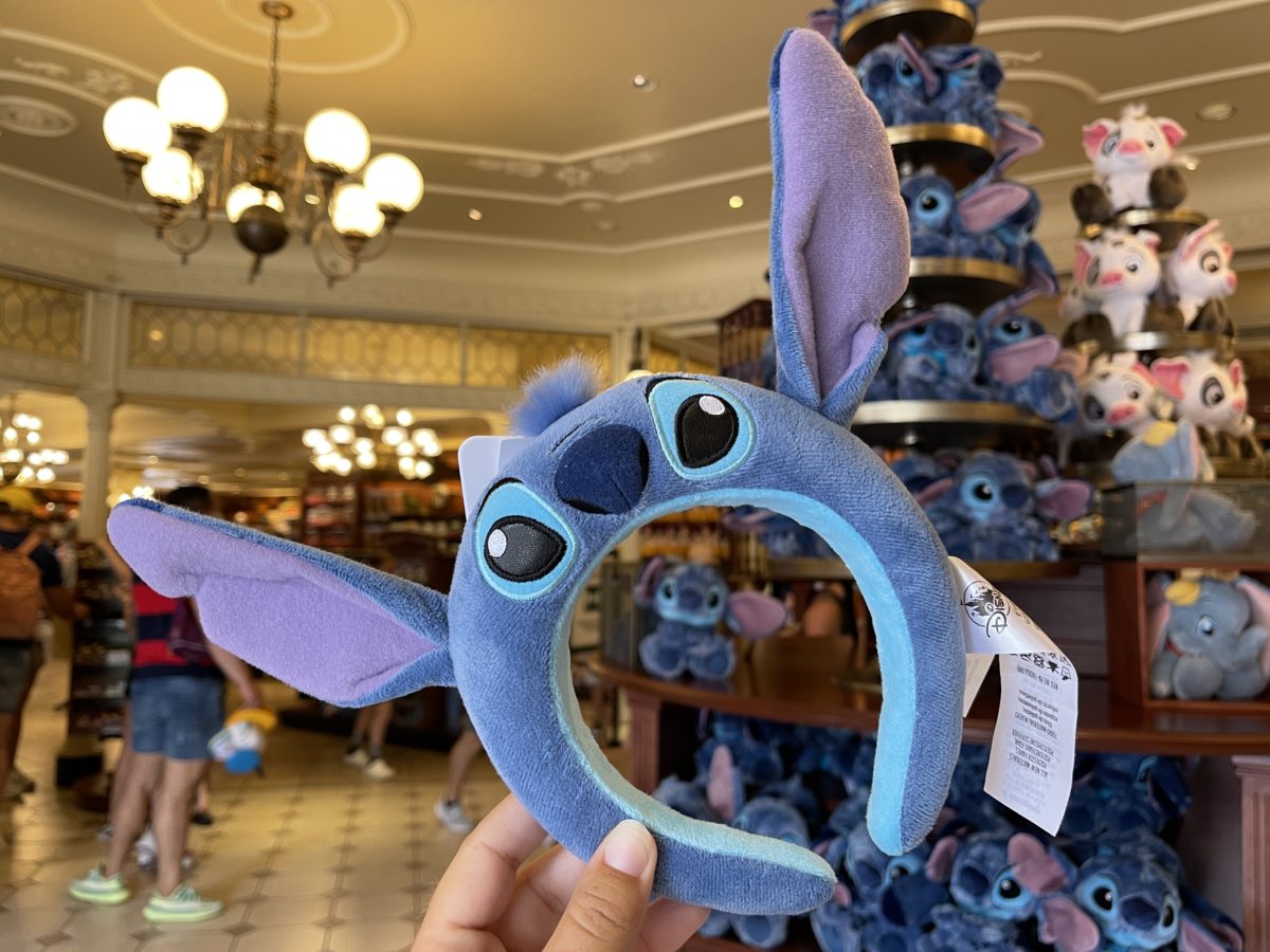 stitch-ear-headband-magic-kingdom-06072021