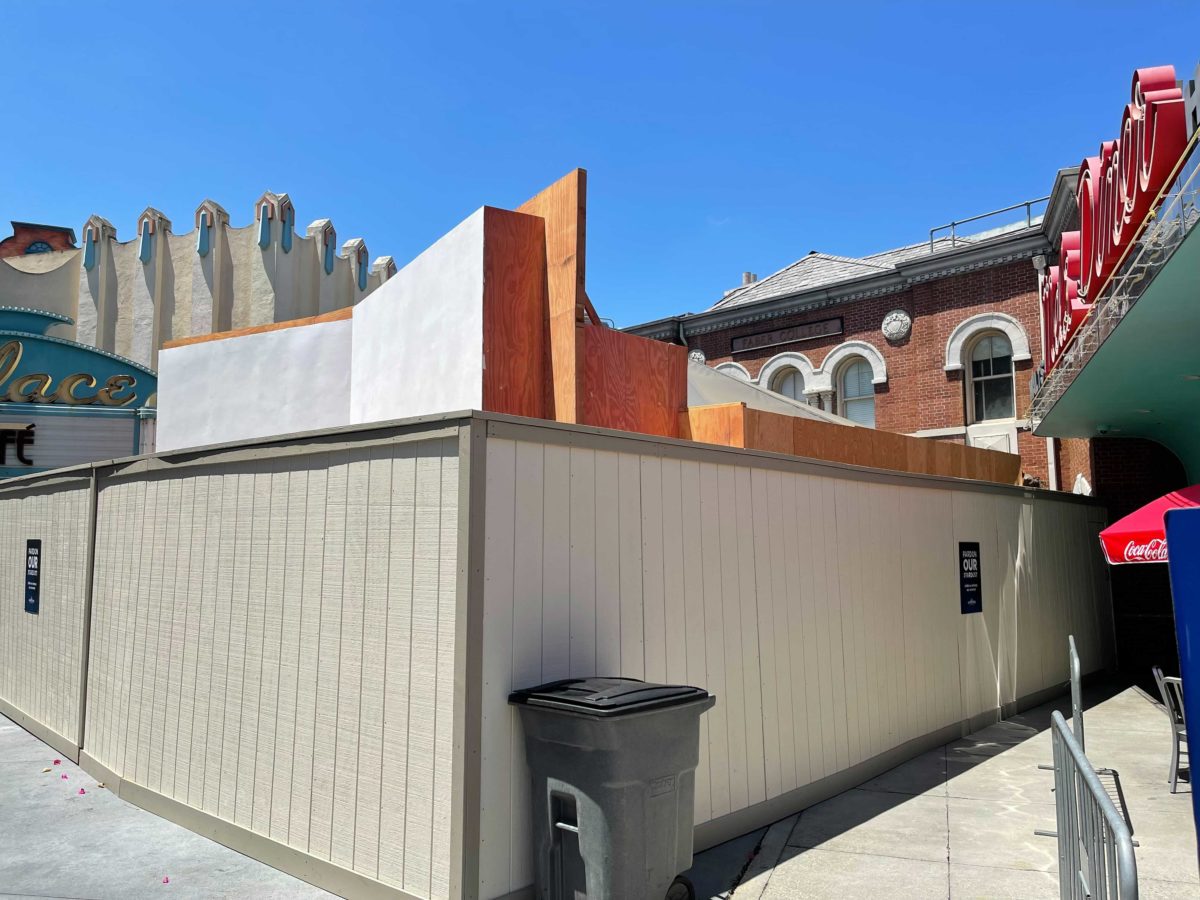 universal-studios-hollywood-halloween-horror-nights-parisian-courtyard-construction-1-5799179