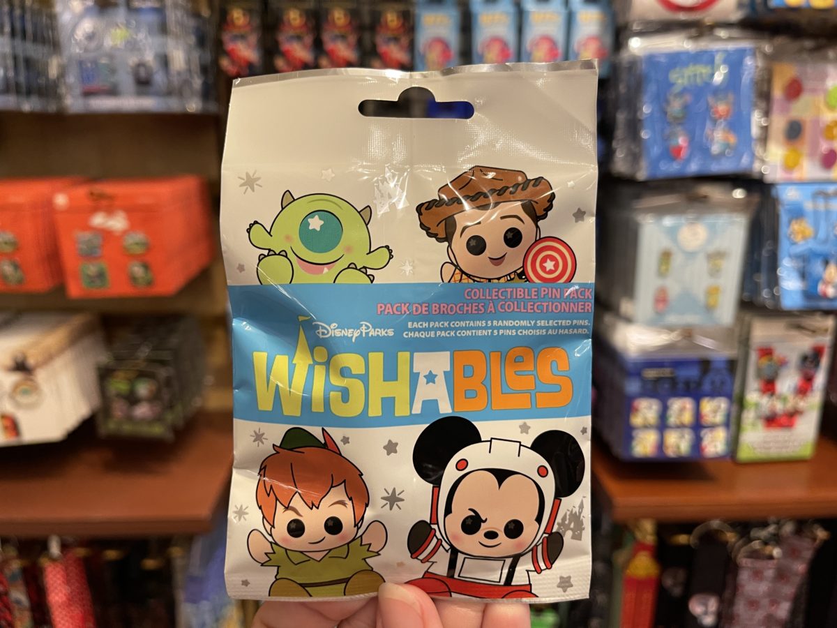 wishables-mystery-pin-bag-magic-kingdom-06092021