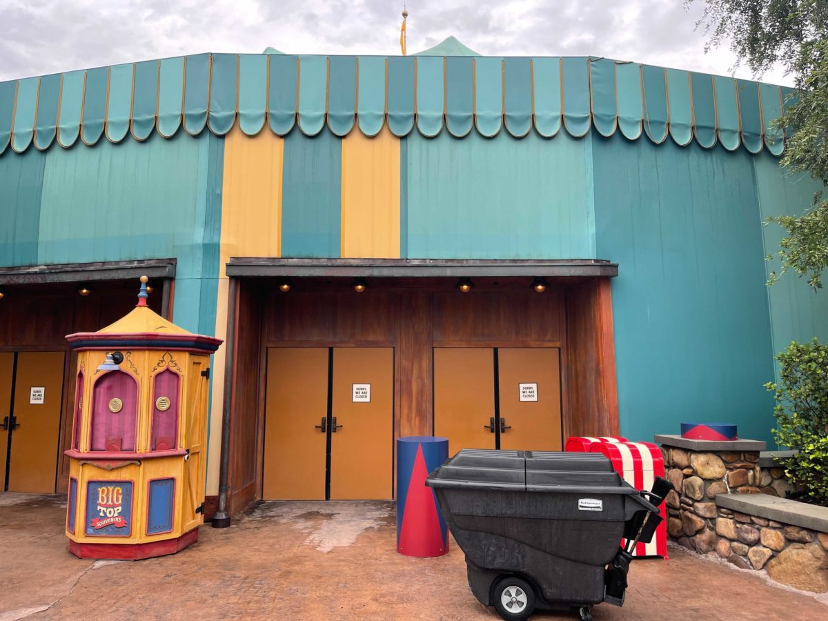 big-top-souvenirs-sign-gone-4