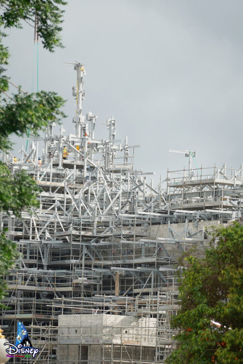 hong-kong-disneyland-arendelle-construction-5-1235130