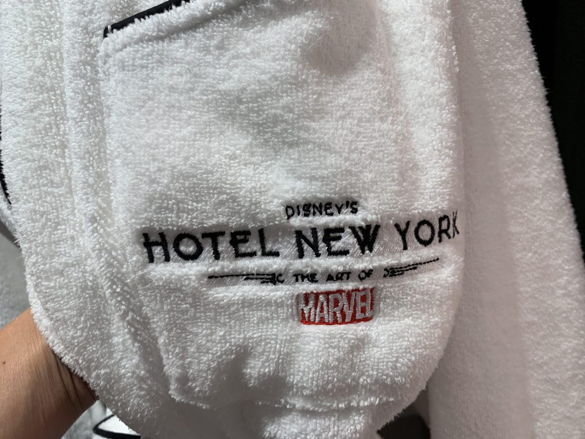 hotel-new-york-art-of-marvel-merch-0037