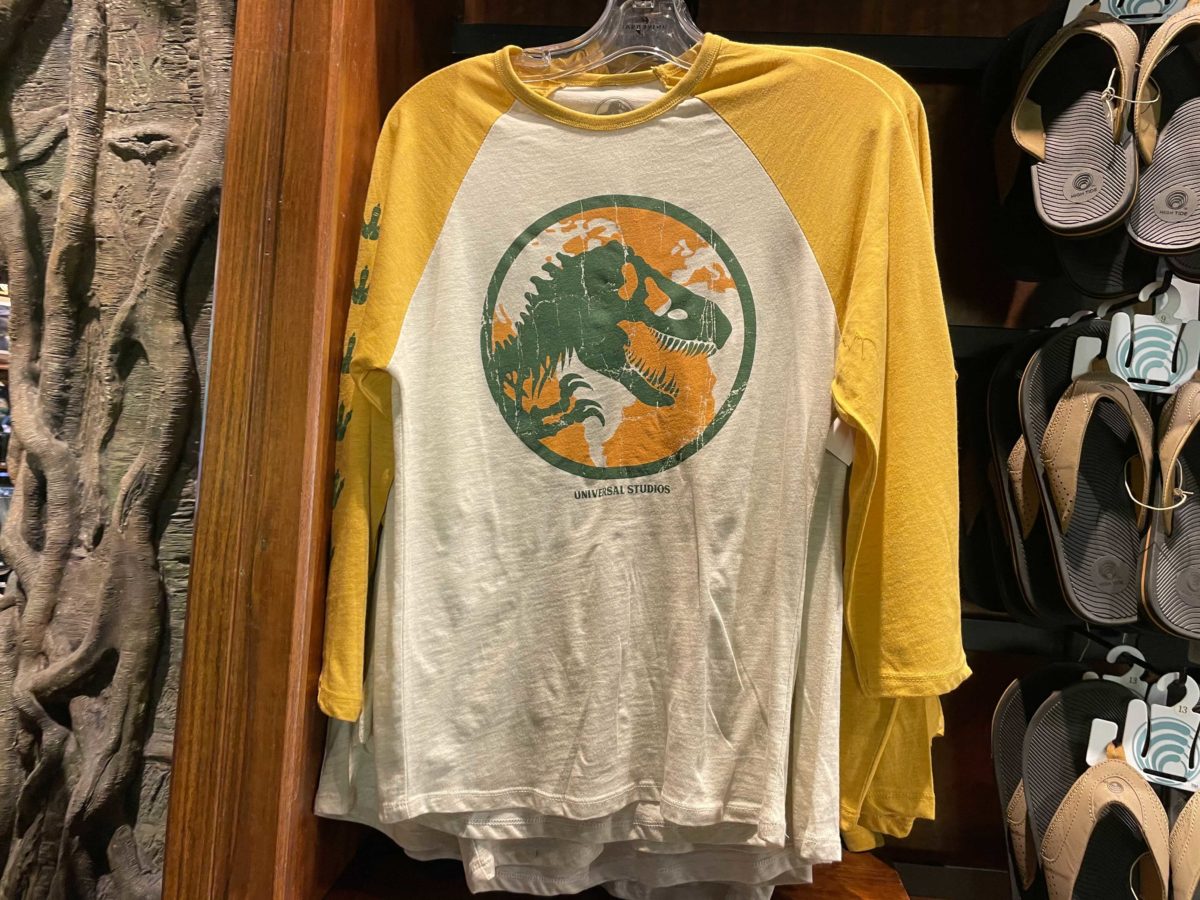 jurassic-world-raglan-t-shirt-4-5529890