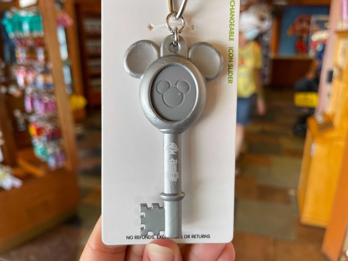 New WDW Key MagicKeeper at Pin Traders in Disney Springs at Walt Disney World