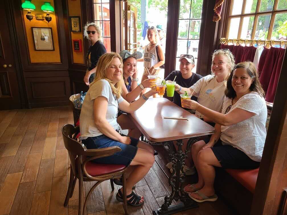 rose-and-crown-pub