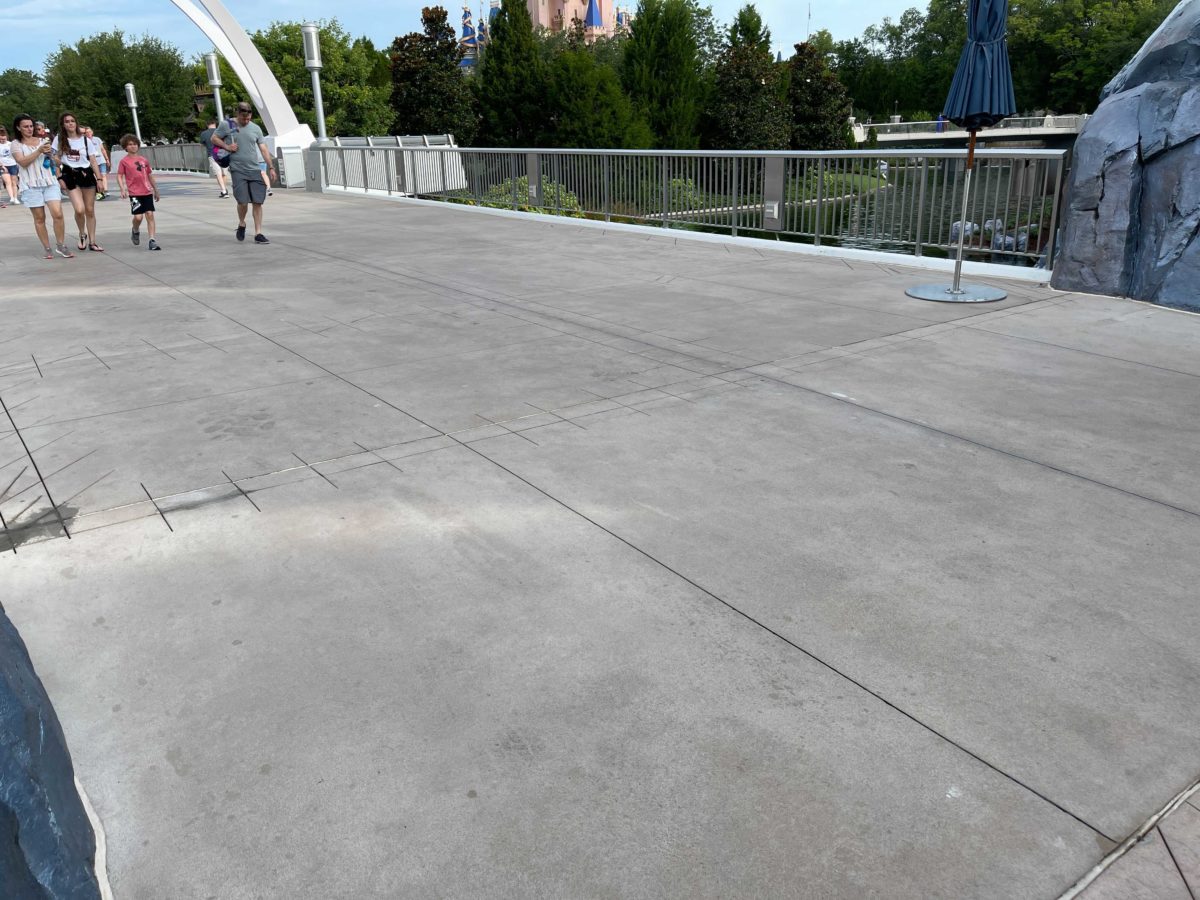 tomorrowland-pavement-13-2