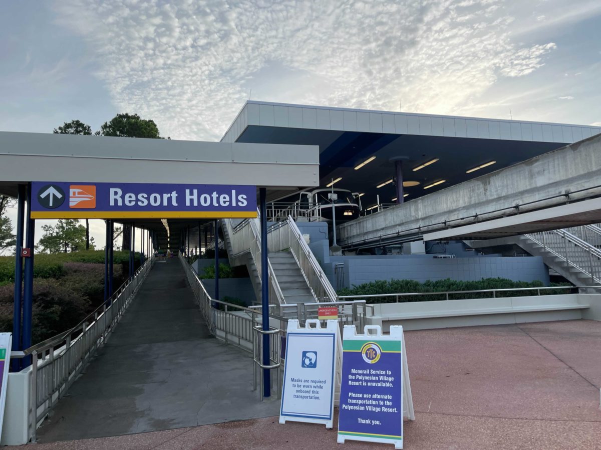 transportation-and-ticket-center-monorail-station-repainting-3