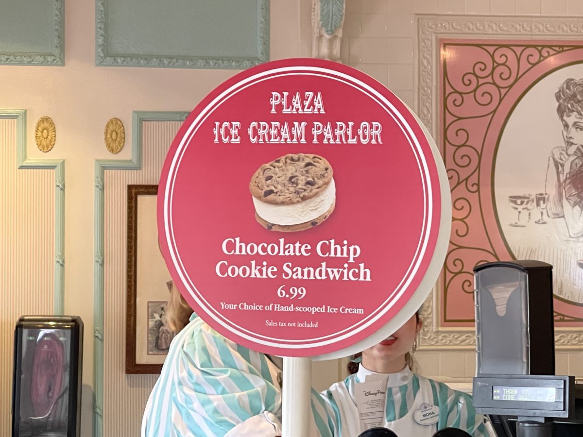 chocolate-chip-cookie-sandwich-returns-plaza-ice-cream-parlor-magic-kingdom-07142021