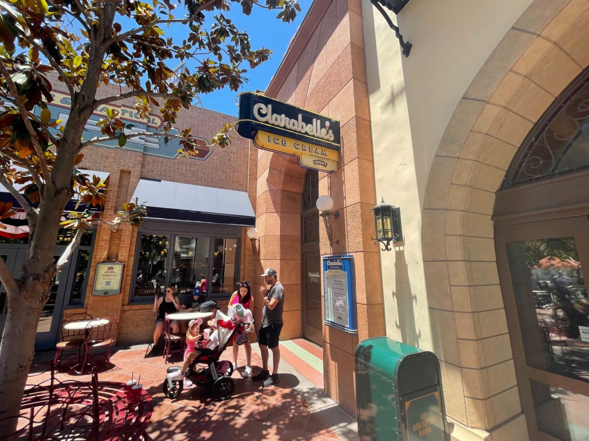 disney-california-adventure-clarabelles-ice-cream-soft-open-4-6321758
