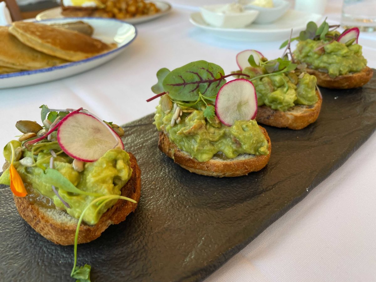 disneys-contemporary-resort-the-wave-breakfast-served-at-california-grill-avocado-toast-1-5504697
