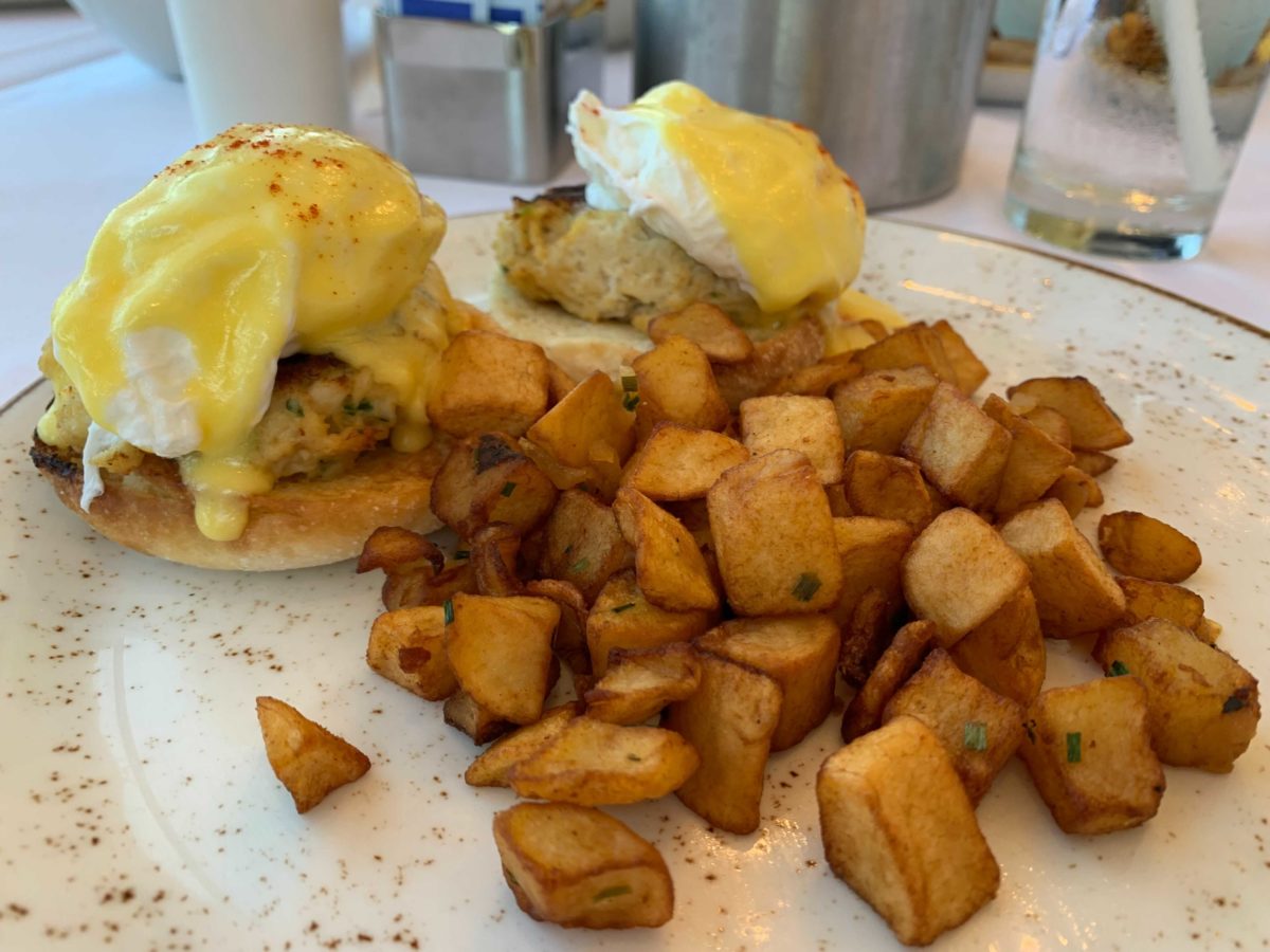 disneys-contemporary-resort-the-wave-breakfast-served-at-california-grill-floridian-eggs-benedict-5-9656040