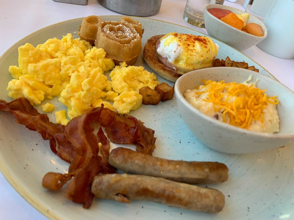 disneys-contemporary-resort-the-wave-breakfast-served-at-california-grill-the-wave-feast-3-9493545
