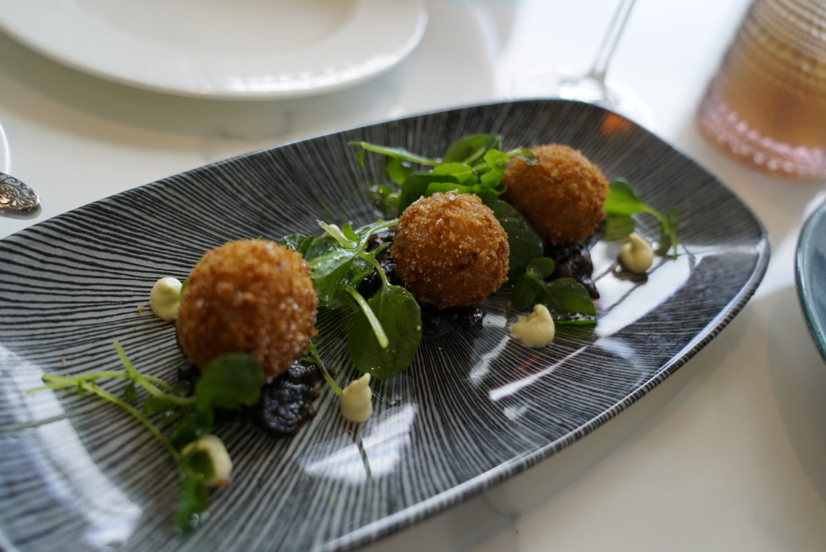 disneys-grand-floridian-resort-spa-citricos-wild-mushrooms-arancini-2-2487567