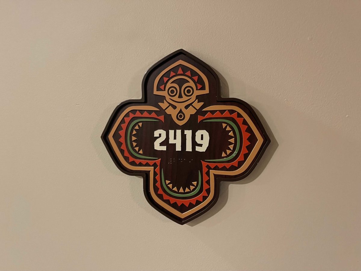 disneys-polynesian-village-resort-moana-room-tour-7-2350705