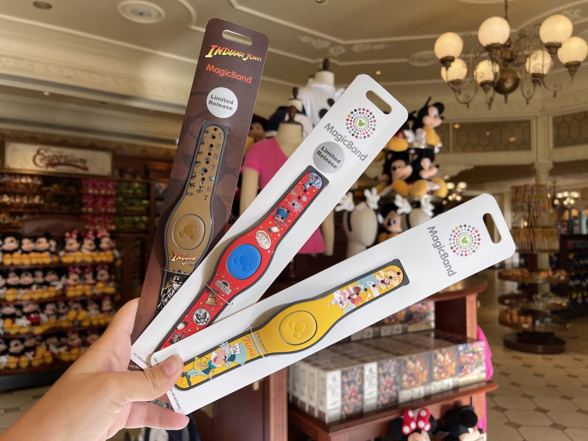 liberty-square-mad-tea-party-indiana-jones-magicbands-magic-kingdom-07302021