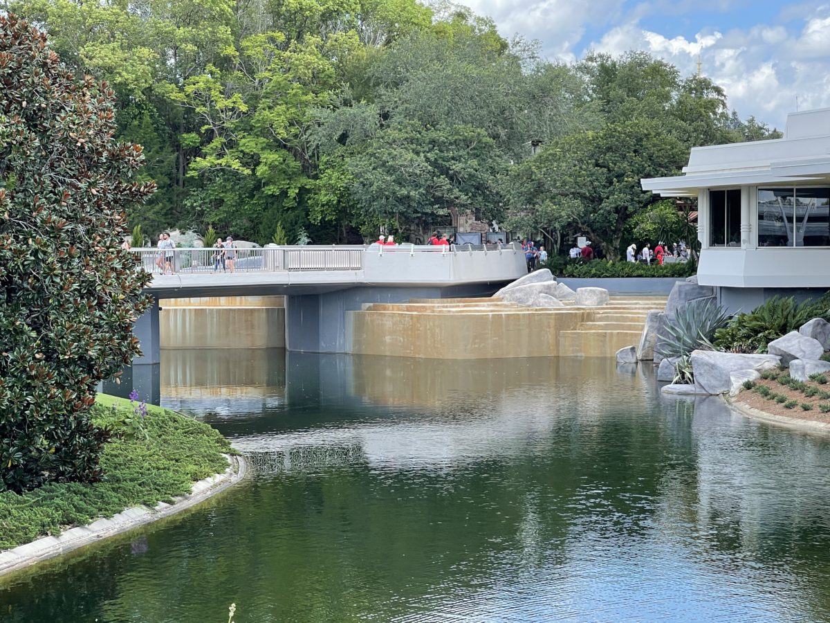 tomorrowland-waterfall-off-magic-kingdom-07302021