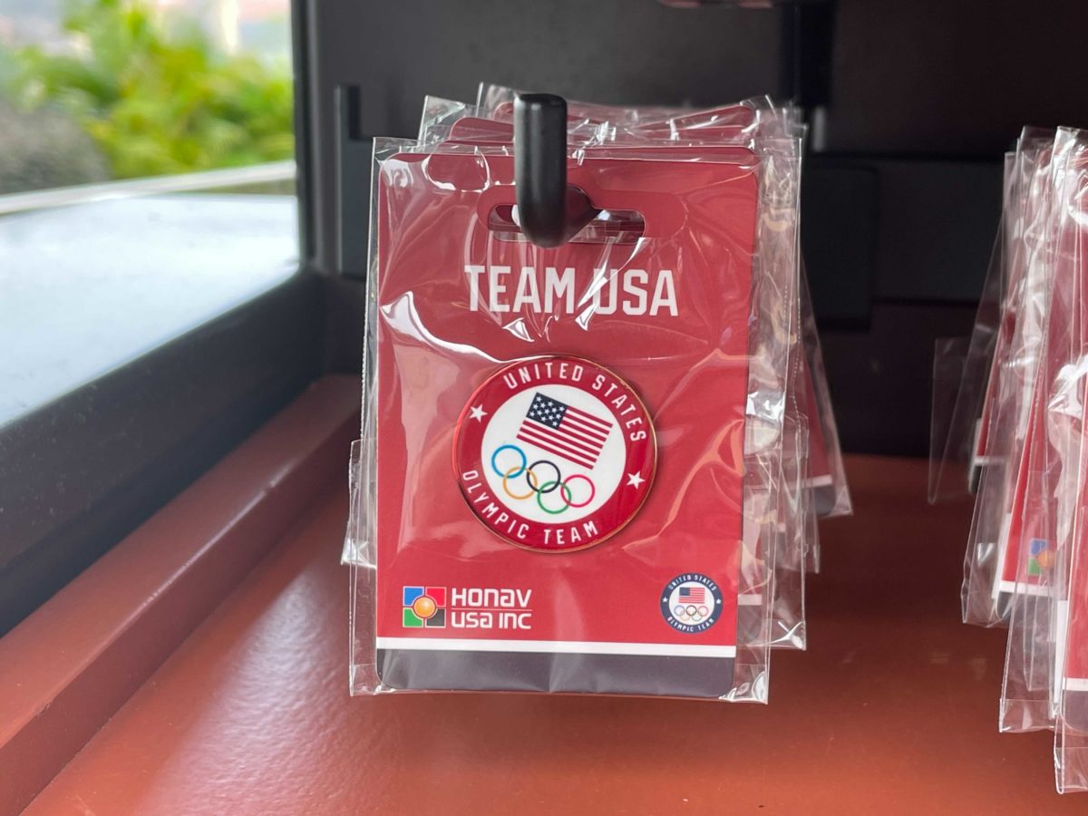 Photos Celebrate The Olympics With Team Usa Pins And T Shirt At Universal Orlando Resort Wdw News Today