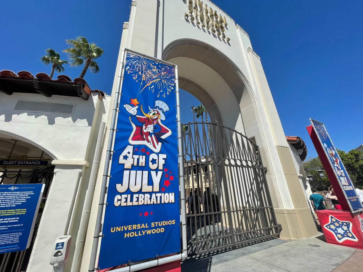 PHOTOS Woody Woodpecker Brings the Stars and Stripes to Universal