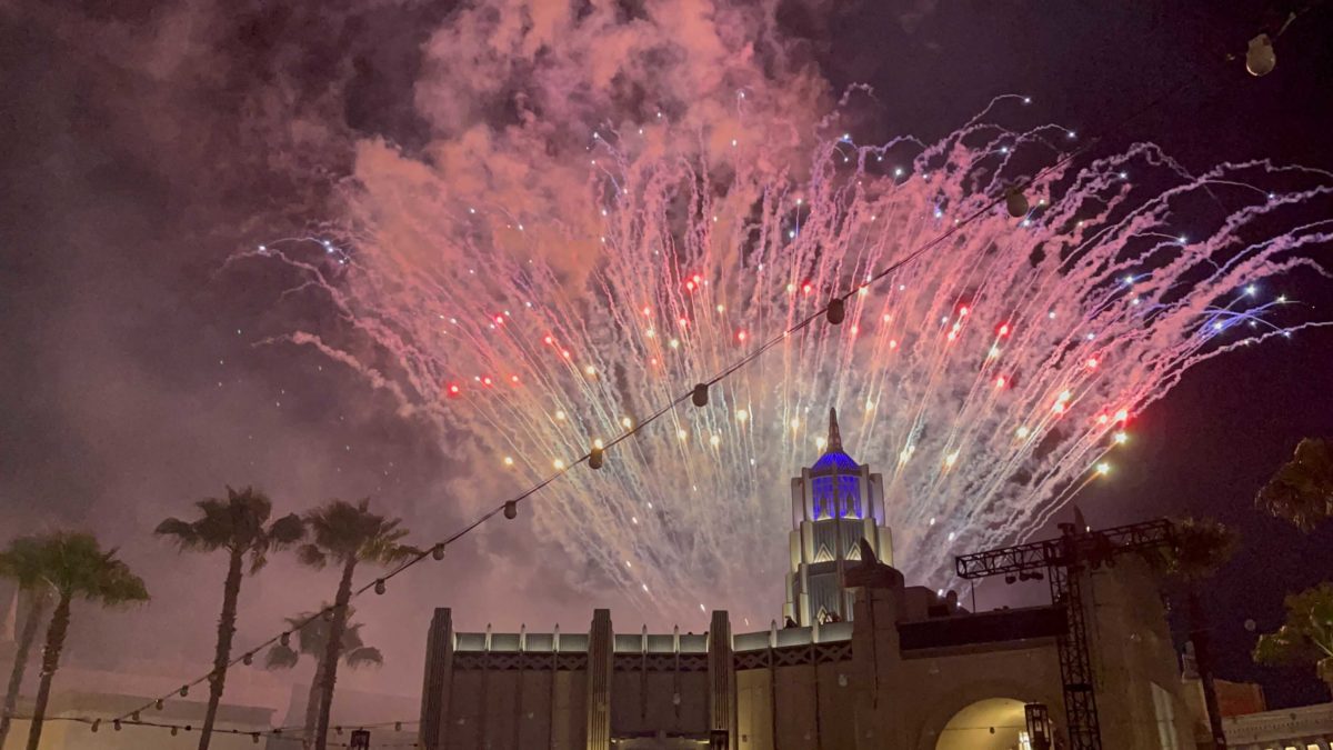 PHOTOS, VIDEO Fourth of July Fireworks Return at Universal Studios