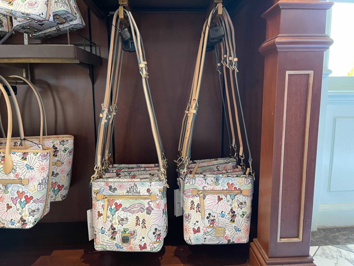 dooney-and-bourke-sketch-25