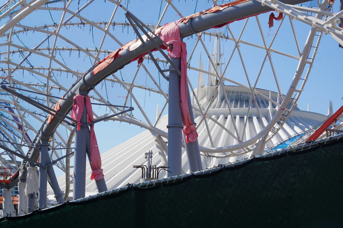 tron-construction-12-3
