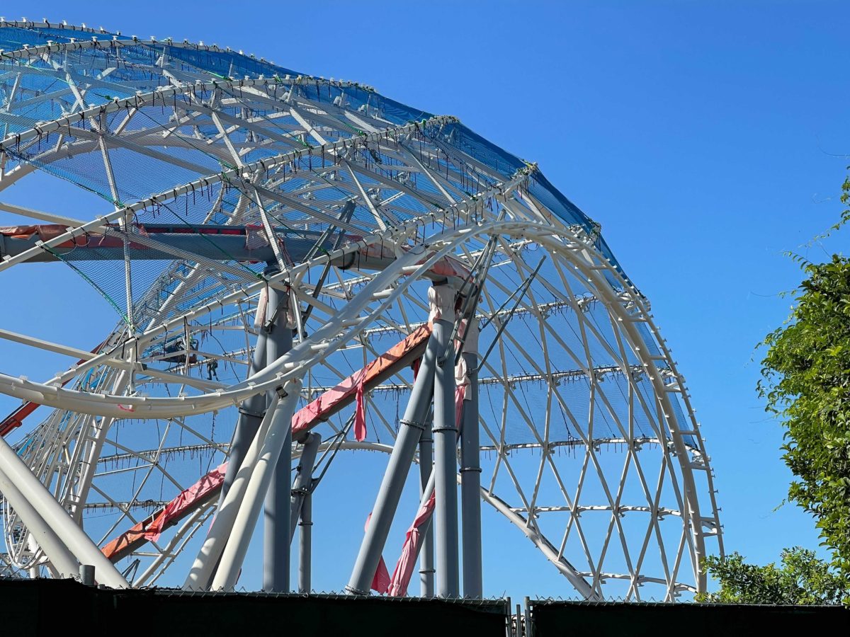 tron-construction-3-4